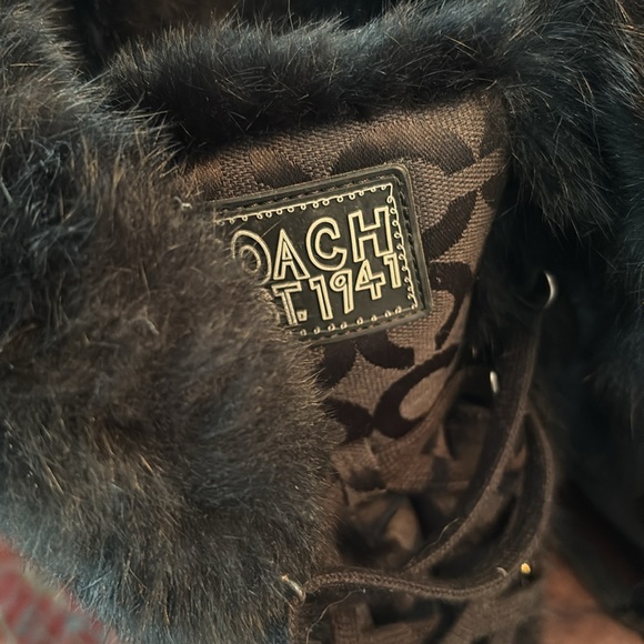 COACH Boots, size 8 1/2to 9. Fur lined - Picture 3 of 4